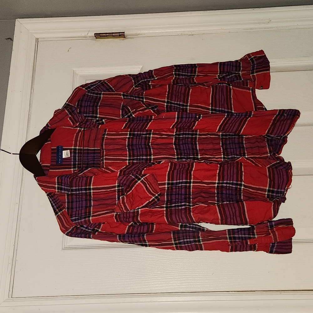 Women's red plaid size large